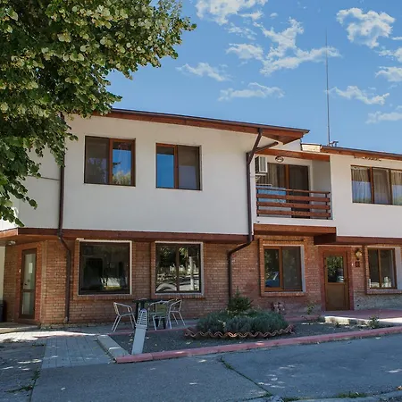Family Hotel Kipra